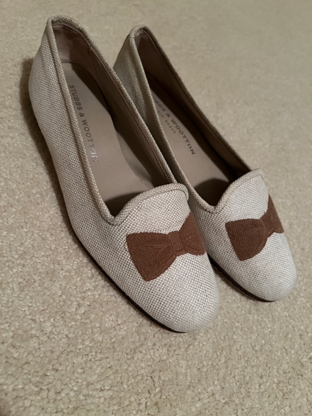 Stubbs & Wootton embroidered bow smoking flats size 8